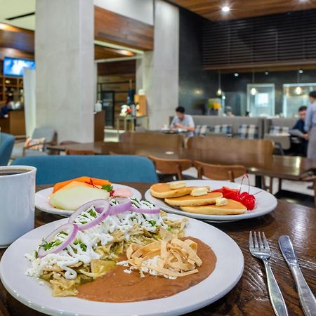 Four Points By Sheraton Monterrey Airport Apodaca Екстер'єр фото
